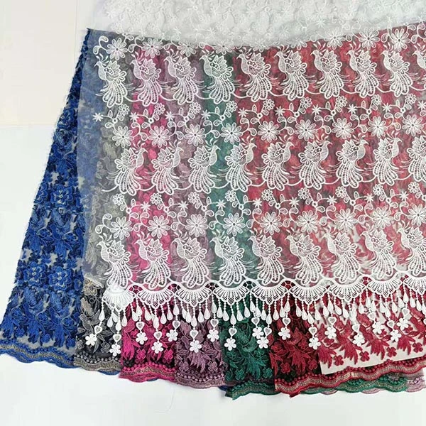 Nagykereskedelmi gyönyörű 3D virágos gyöngyökkel díszített olcsó textil hímző szövet svájci voile csipke díszítés 2021